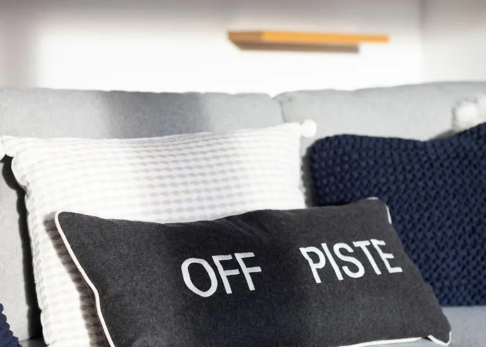 La Ruinette-cosy 2-bed, 2-bath In Centre Verbier